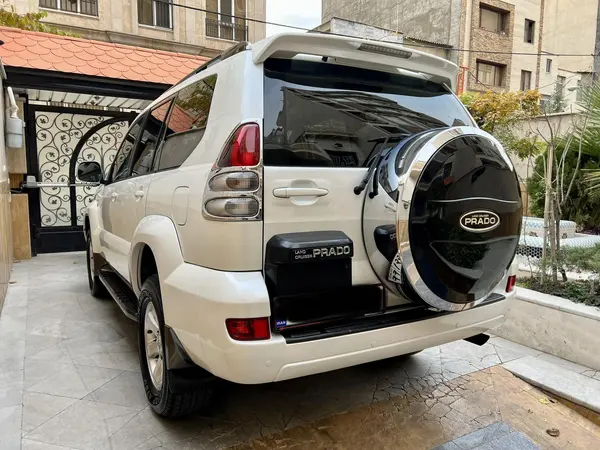 تویوتا  پرادو  چهار در