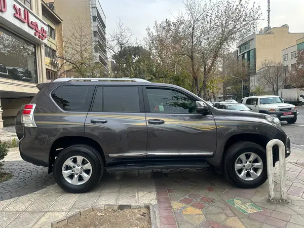 تویوتا، پرادو  چهار در