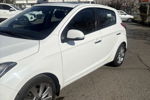 هیوندای، i20