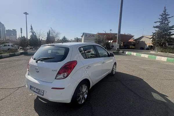 هیوندای، i20