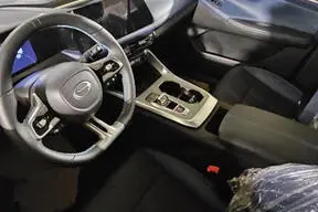 جی ای سی  GS3 Emzoom