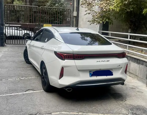 کی ام سی، J7