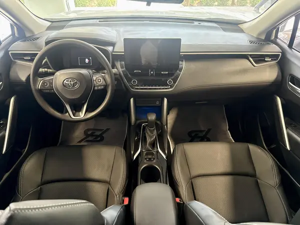 تویوتا، فرانت لندر هیبرید