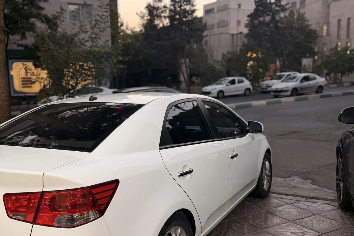 کیا،  سراتو (مونتاژ)