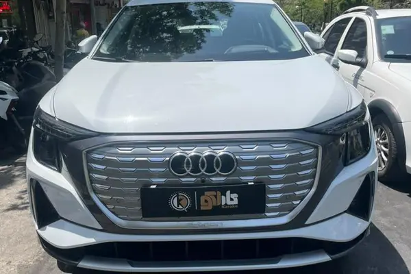 آئودی  Q5 e-tron