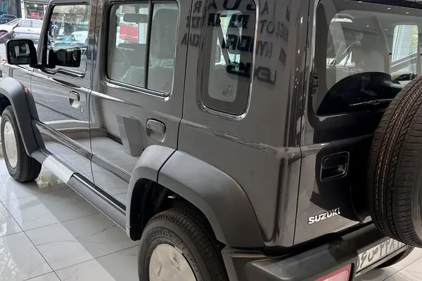 سوزوکی، جیمنی 5 در