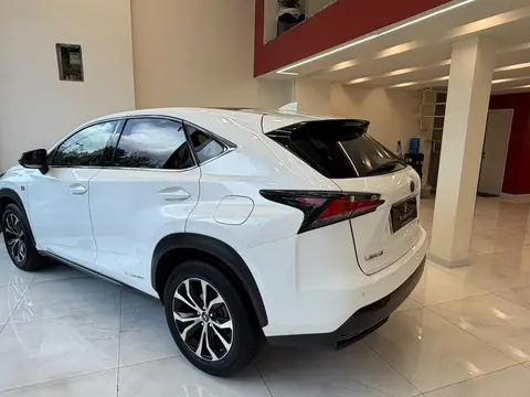لکسوس، NX