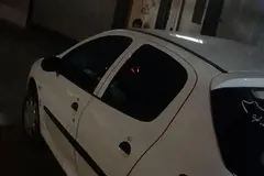 پژو، 206