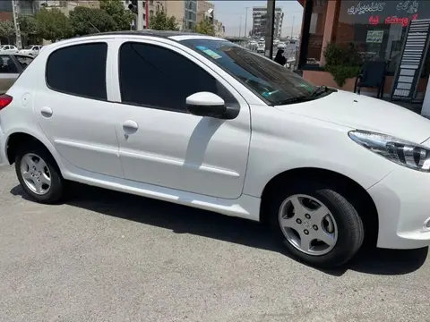 پژو، 207