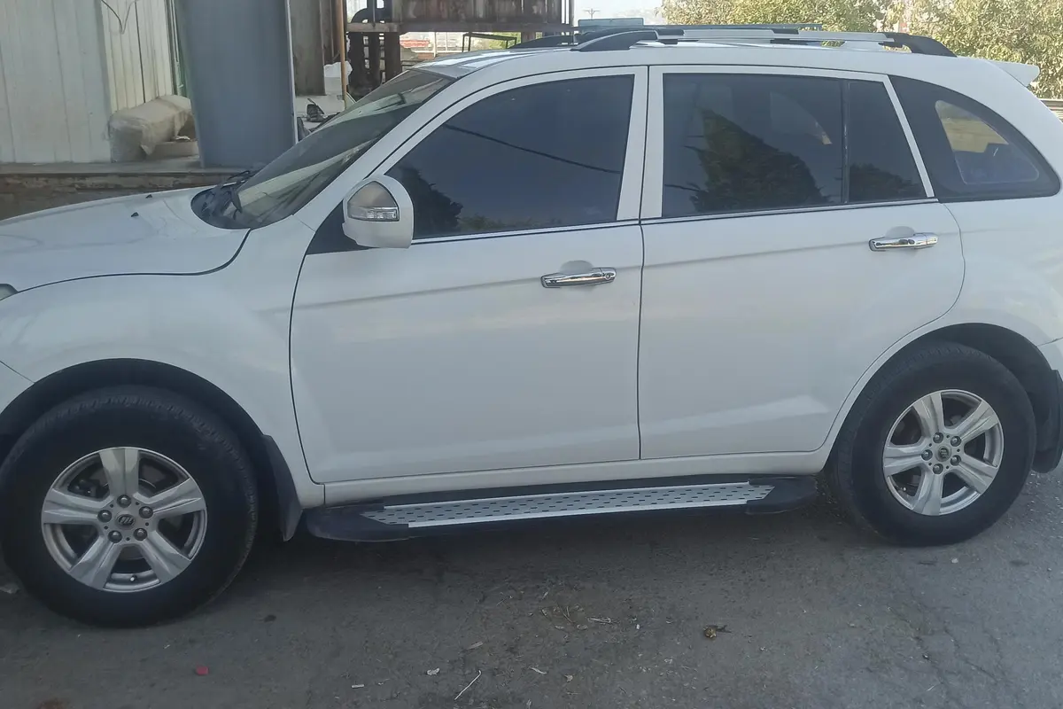 لیفان،  X60