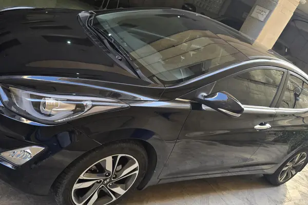 هیوندای، النترا