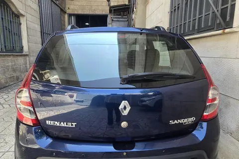 رنو، ساندرو