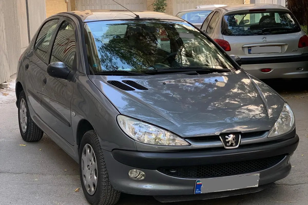 پژو،  206