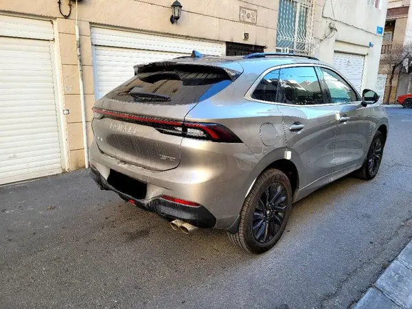 لاماری، ایما