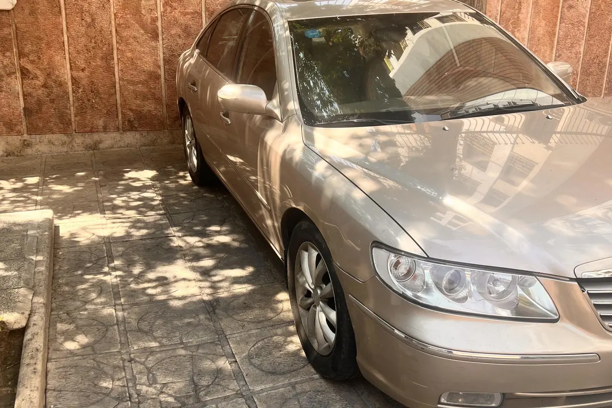 هیوندای،  آزرا (گرنجور)