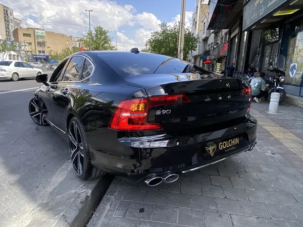 ولوو  S90