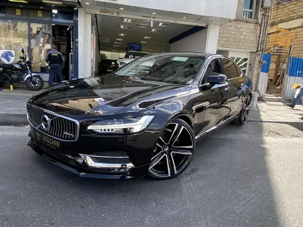 ولوو  S90