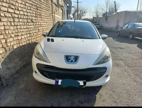 پژو، 207