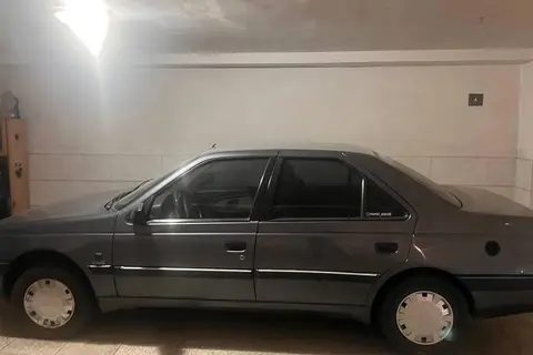پژو، 405