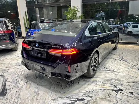 ب ام و، i5