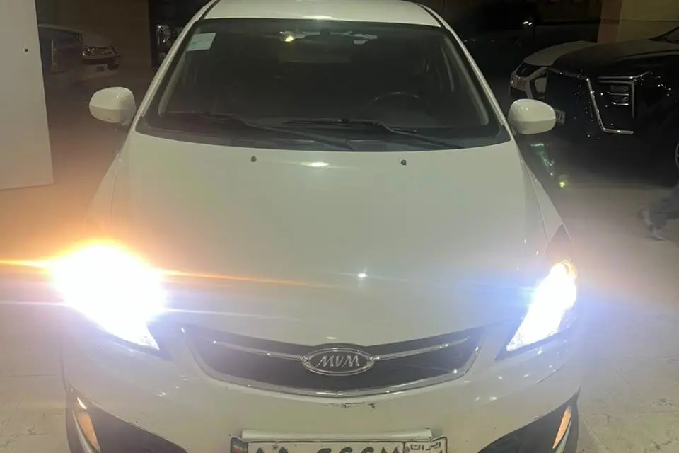 ام وی ام،  315هاچ بک
