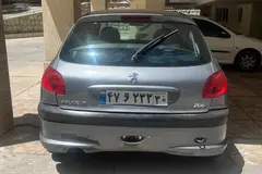 پژو، 206