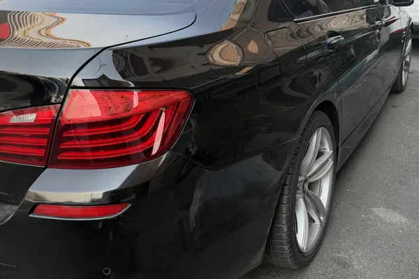 ب ام و، سری 5 سدان