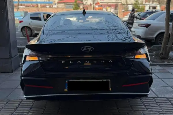 هیوندای  النترا
