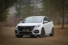 فونیکس، آریزو 6 پرو