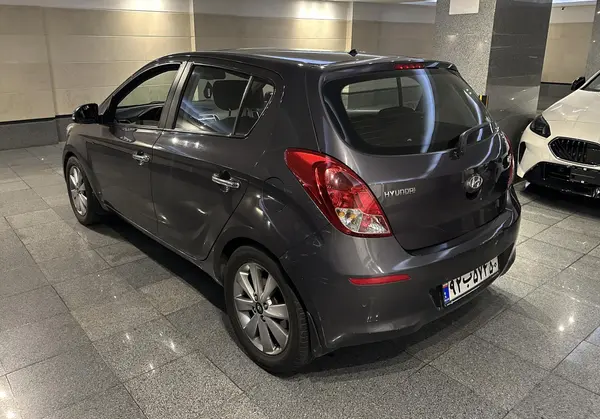 هیوندای، i20