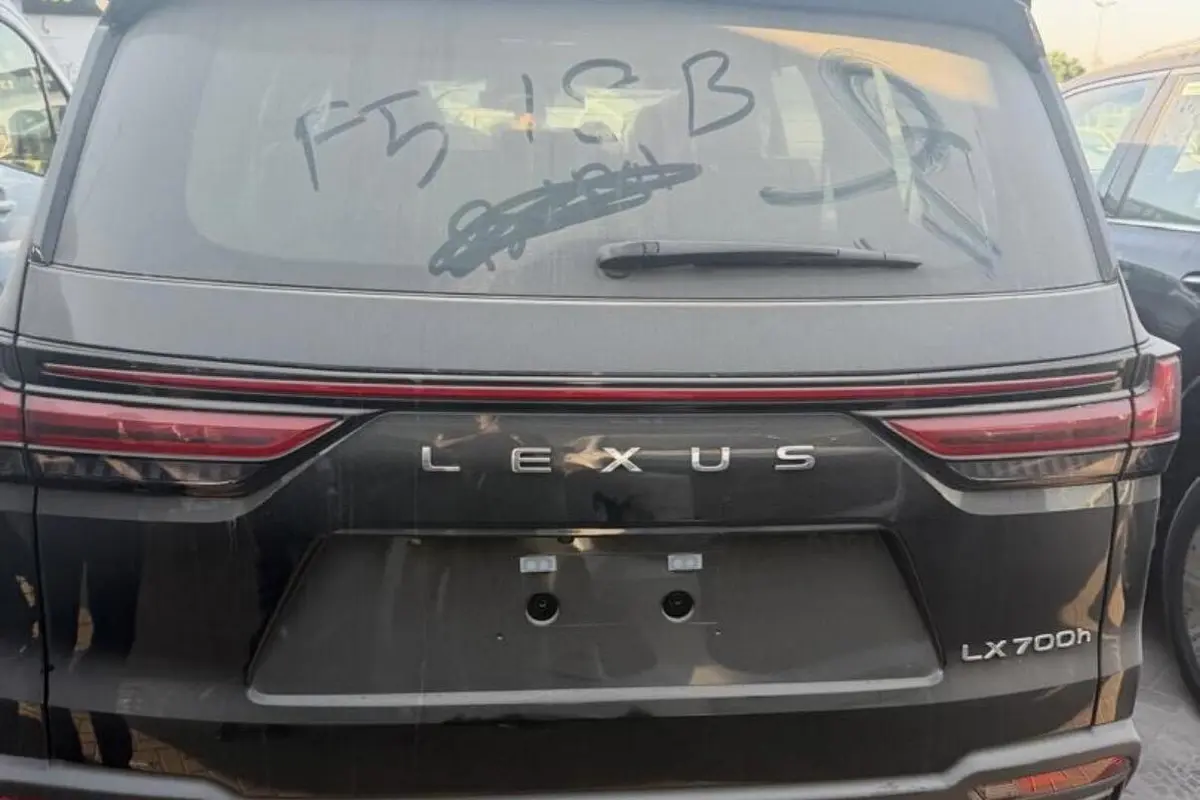 لکسوس  LX