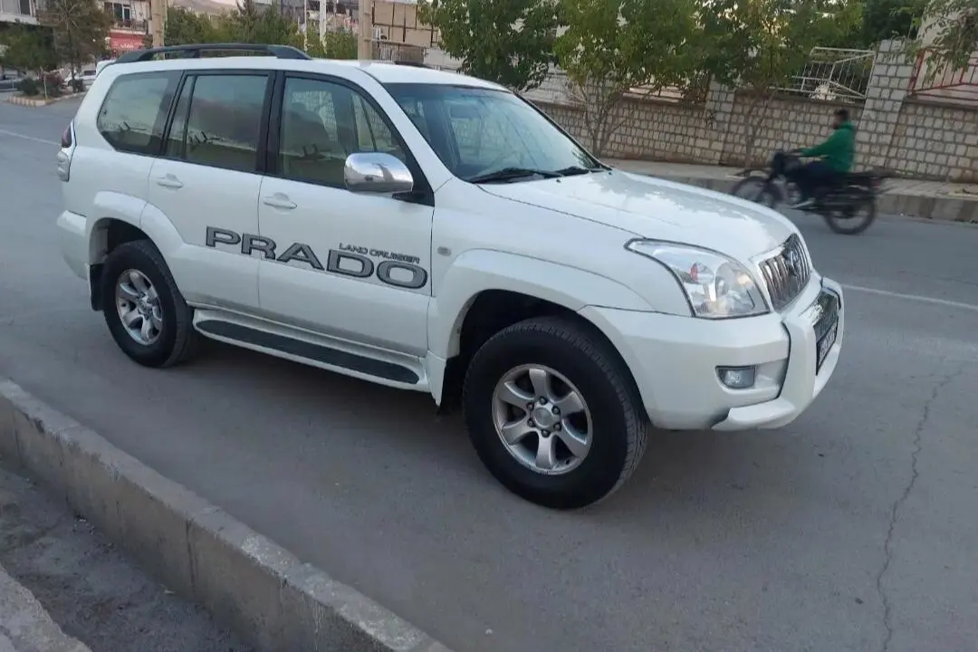 تویوتا،  پرادو  چهار در