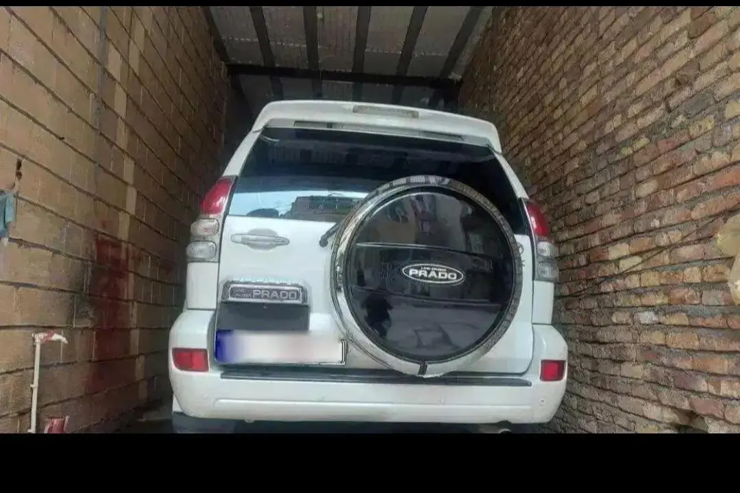 تویوتا،  پرادو  چهار در