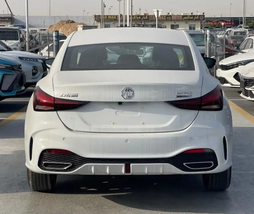 ام جی،  5