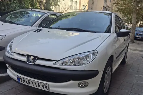 پژو، 206