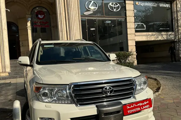 تویوتا، لندکروز چهار در