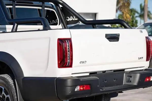 پیش فروش کی ام سی، T9