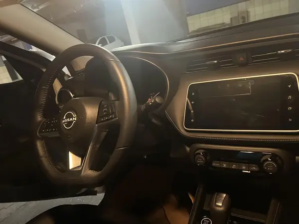 نیسان، کیکس