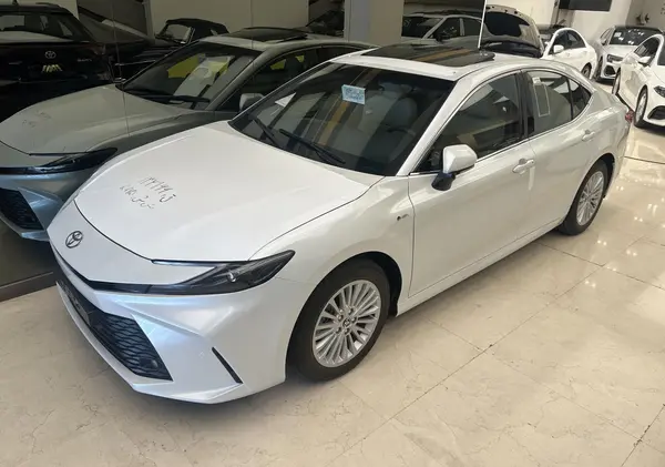 تویوتا، کمری هیبرید