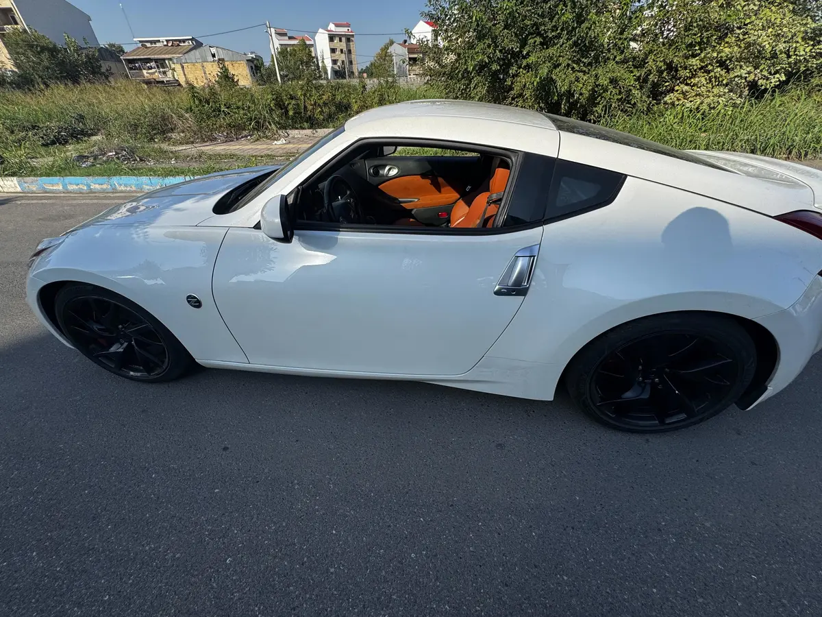 نیسان،  370Z