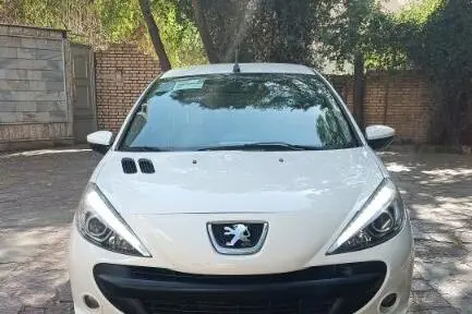 پژو،  207