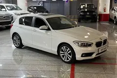 ب ام و، سری 1 هاچ بک