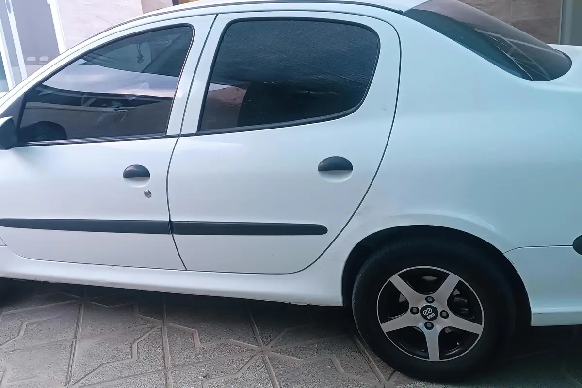 پژو،  206 SD