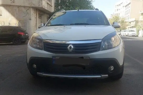 رنو،  ساندرو استپ وی