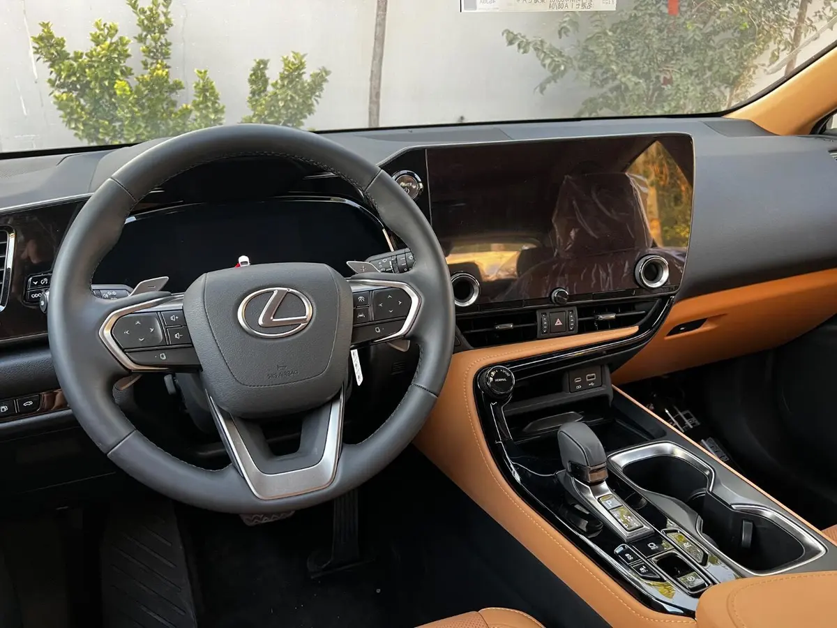 لکسوس،  NX هیبرید