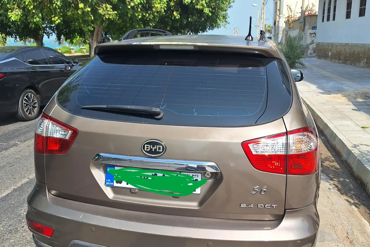 بی وای دی،  S6