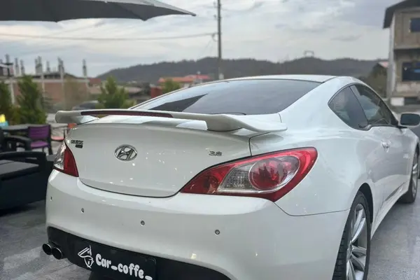 هیوندای، جنسیس کوپه