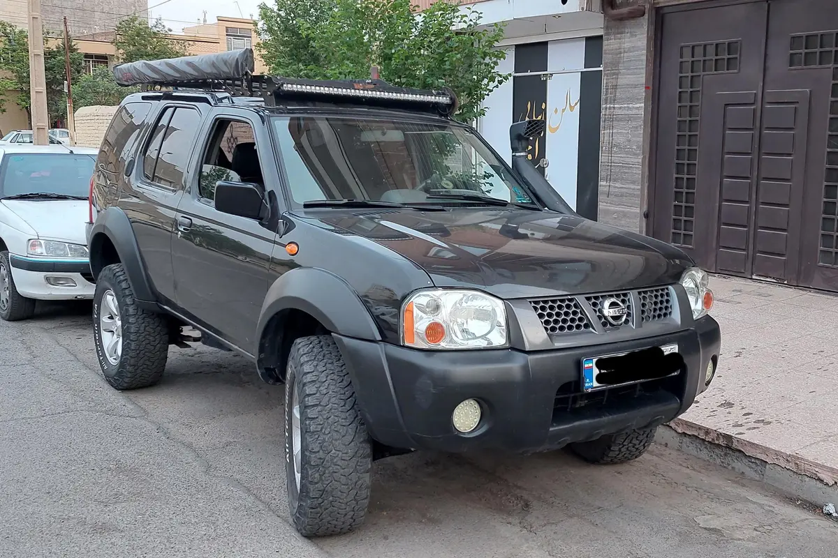 نیسان،  رونیز