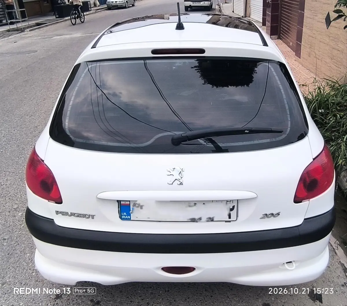 پژو،  206