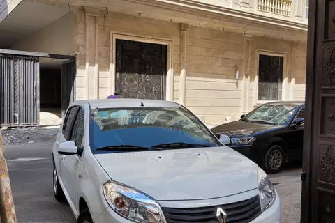 رنو، ساندرو